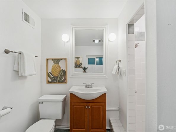 13722 42nd Avenue NE, Seattle WA 98125