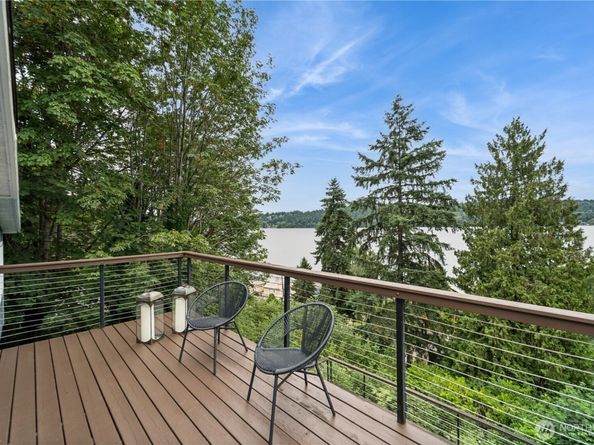 13722 42nd Avenue NE, Seattle WA 98125