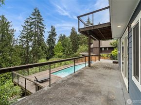 13722 42nd Avenue NE, Seattle WA 98125