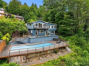 13722 42nd Avenue NE, Seattle WA 98125