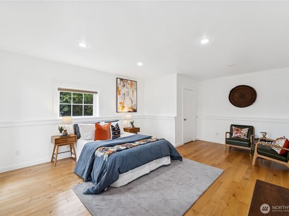 13722 42nd Avenue NE, Seattle WA 98125