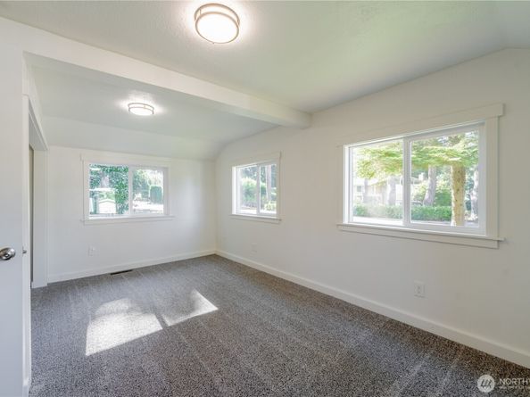 18414 Baldwin Road, Bothell WA 98012