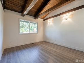18414 Baldwin Road, Bothell WA 98012