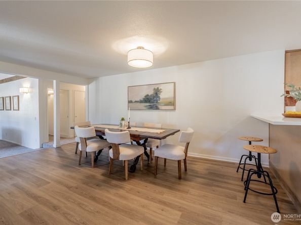 18414 Baldwin Road, Bothell WA 98012