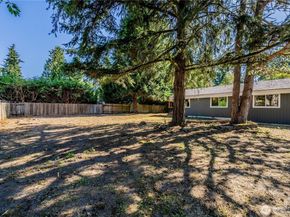 18414 Baldwin Road, Bothell WA 98012