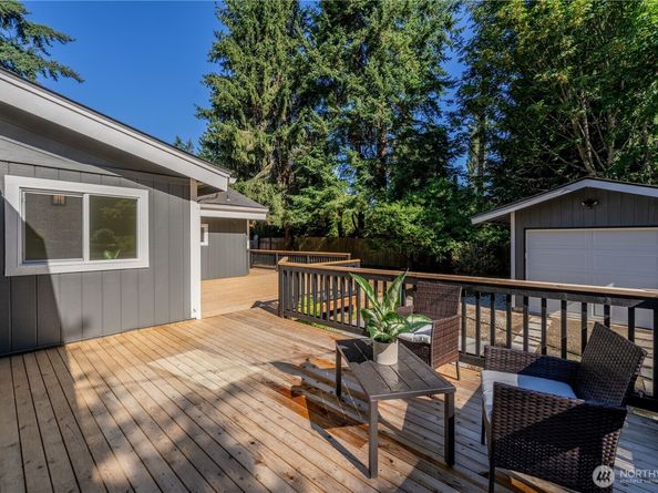 18414 Baldwin Road, Bothell WA 98012
