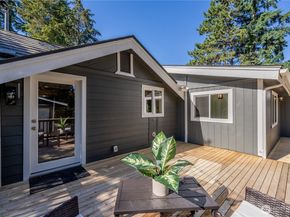 18414 Baldwin Road, Bothell WA 98012