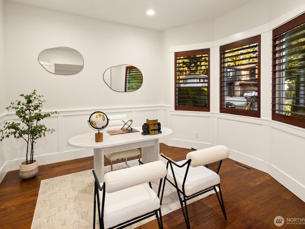 14424 SE 17TH Street, Bellevue WA 98007