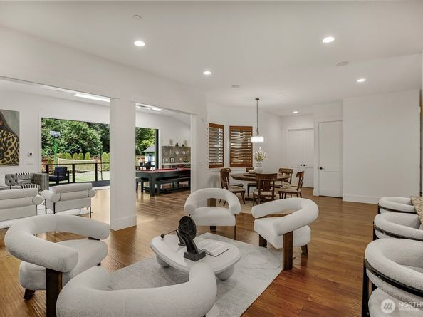 14424 SE 17TH Street, Bellevue WA 98007