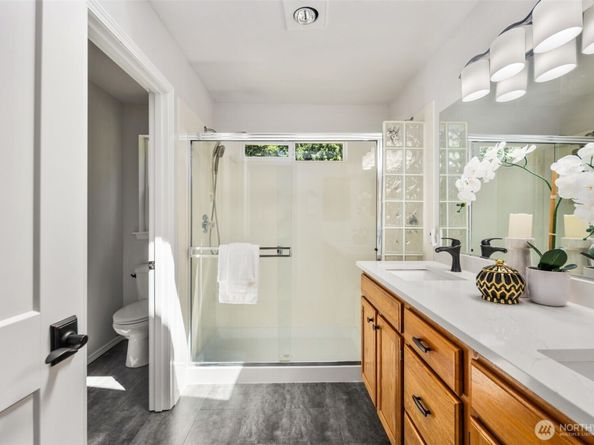 5308 245th Avenue NE, Redmond WA 98053