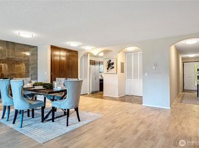 13217 15th Avenue NE A8, Seattle WA 98125