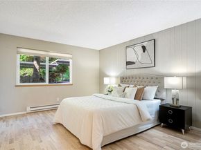 13217 15th Avenue NE A8, Seattle WA 98125