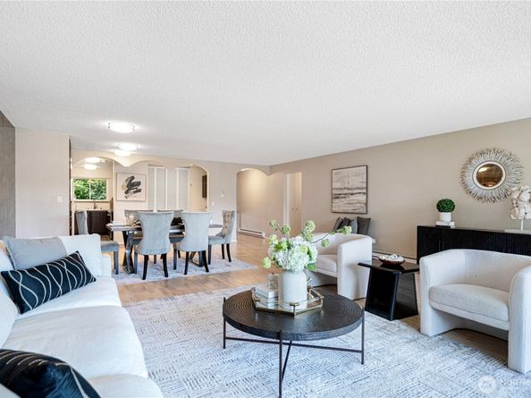 13217 15th Avenue NE A8, Seattle WA 98125