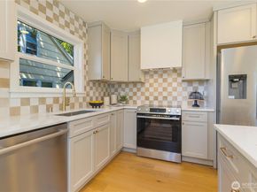 3430 42nd Avenue SW, Seattle WA 98116