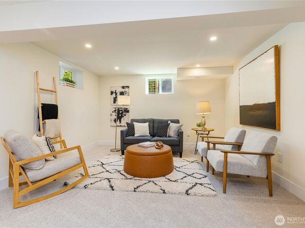 3430 42nd Avenue SW, Seattle WA 98116