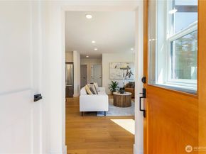 3430 42nd Avenue SW, Seattle WA 98116