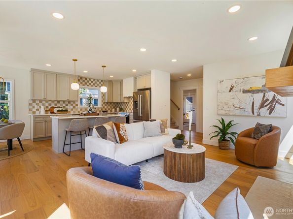 3430 42nd Avenue SW, Seattle WA 98116