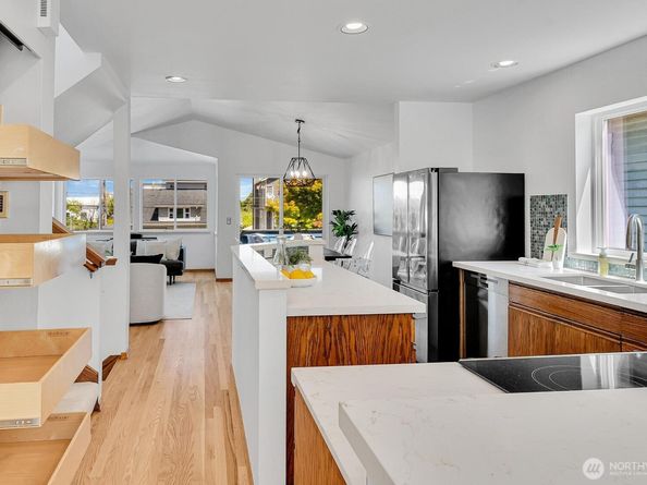 2613 NW 86th Street, Seattle WA 98117