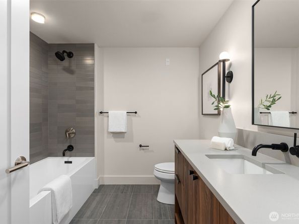 238 4th Avenue 300, Kirkland WA 98033