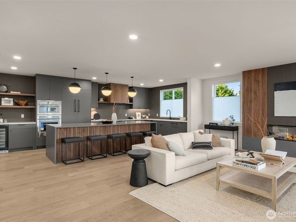 238 4th Avenue 300, Kirkland WA 98033