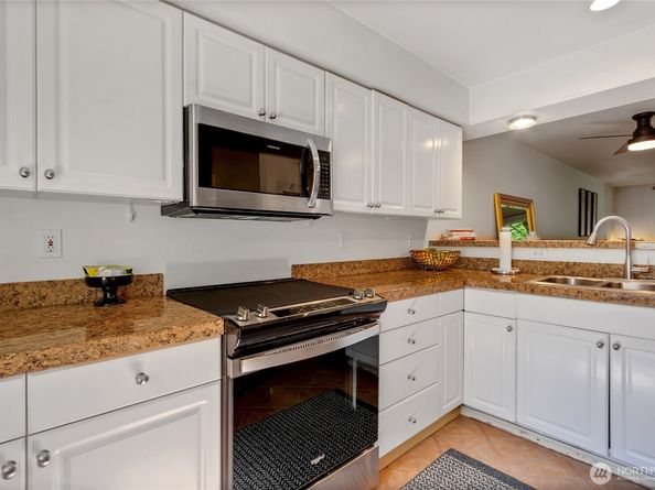 2300 Jefferson Avenue NE F126, Renton WA 98056