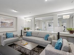 3221 SW Avalon Way 113, Seattle WA 98126