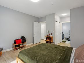 3221 SW Avalon Way 113, Seattle WA 98126