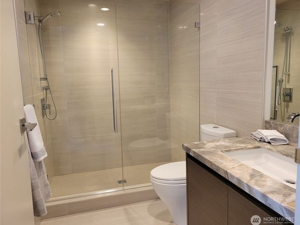 583 Battery Street 406N, Seattle WA 98121