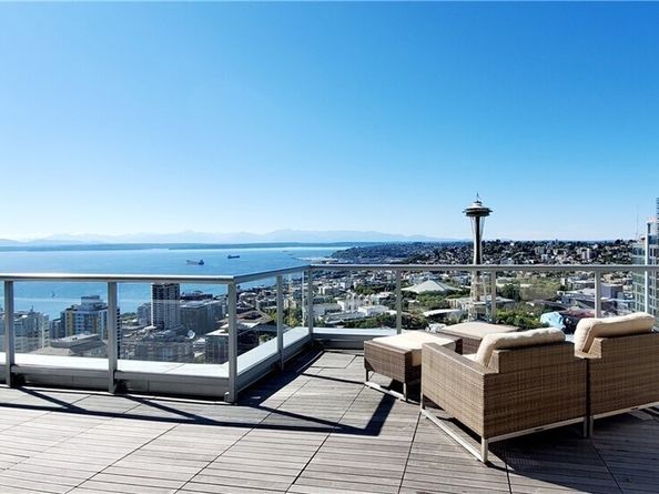 583 Battery Street 406N, Seattle WA 98121