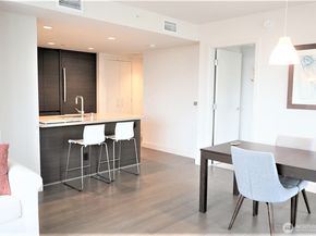 583 Battery Street 406N, Seattle WA 98121
