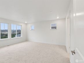 24237 13th Avenue SE CR25, Bothell WA 98021