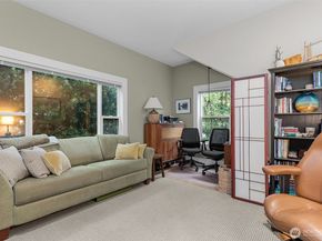 4510 Thackeray NE, Seattle WA 98105