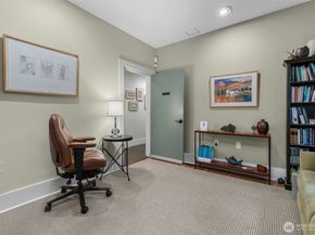 4510 Thackeray NE, Seattle WA 98105