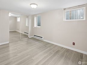 5718 25th Avenue NE, Seattle WA 98105