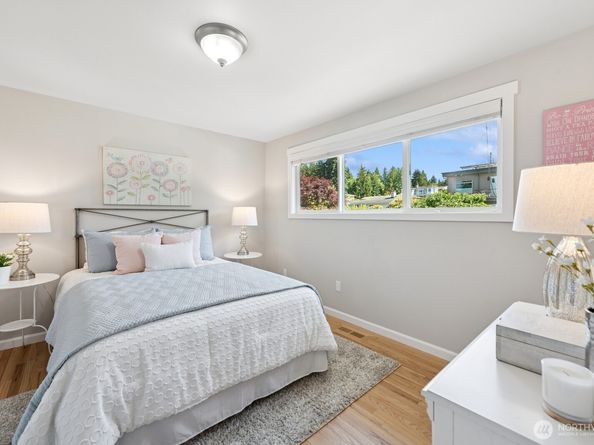 918 Daley Street, Edmonds WA 98020