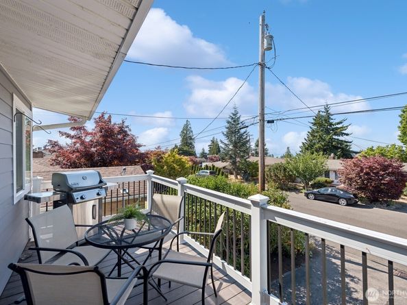 918 Daley Street, Edmonds WA 98020