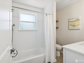 918 Daley Street, Edmonds WA 98020