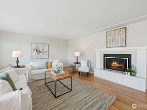 918 Daley Street, Edmonds WA 98020