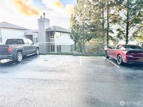 12012 NE 204th Place C203, Bothell WA 98011