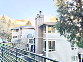 12012 NE 204th Place C203, Bothell WA 98011