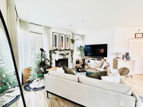 12012 NE 204th Place C203, Bothell WA 98011