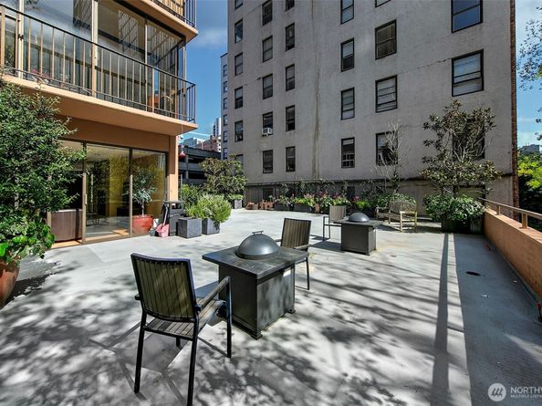 1120 8th Avenue 1804, Seattle WA 98101