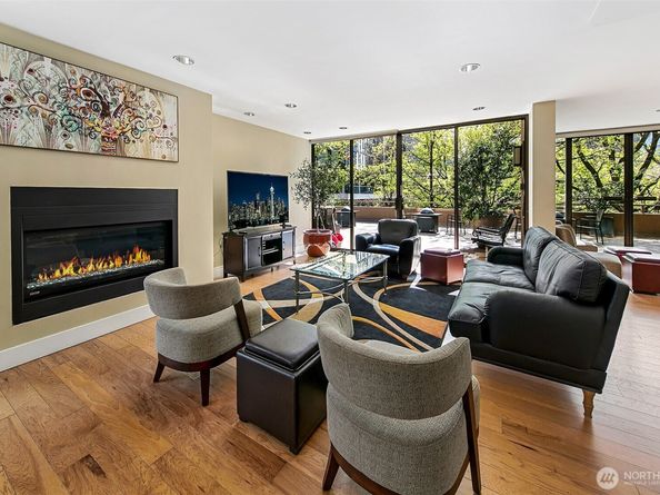 1120 8th Avenue 1804, Seattle WA 98101