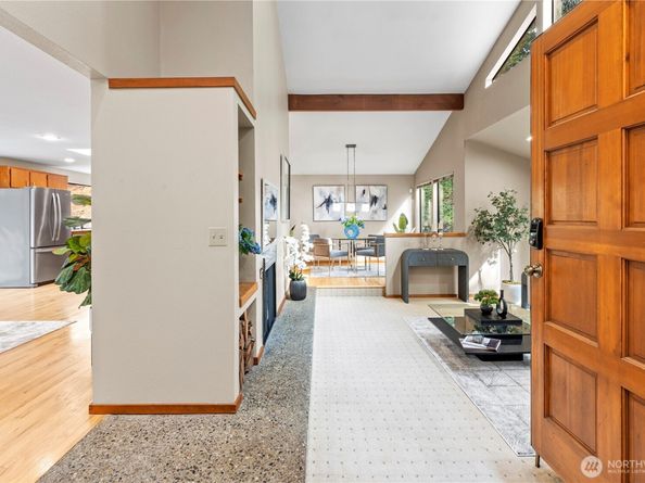 14310 SE 49th Street, Bellevue WA 98006