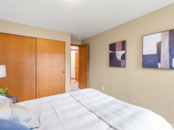14310 SE 49th Street, Bellevue WA 98006