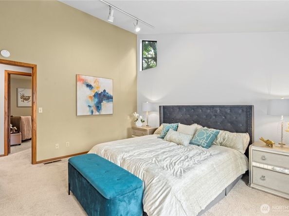 14310 SE 49th Street, Bellevue WA 98006