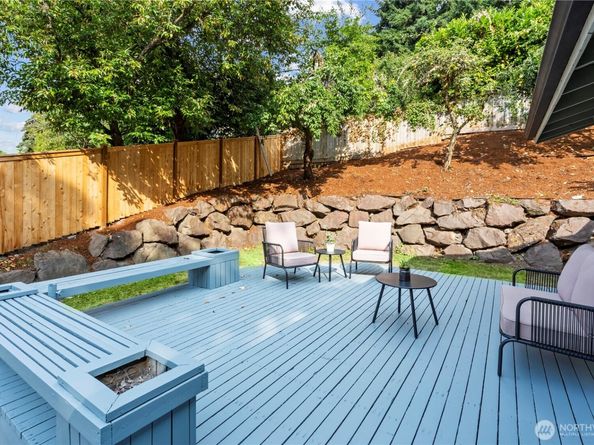 14310 SE 49th Street, Bellevue WA 98006