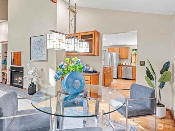 14310 SE 49th Street, Bellevue WA 98006