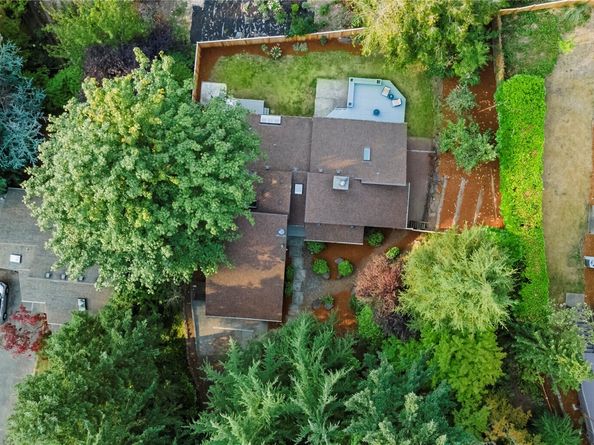 14310 SE 49th Street, Bellevue WA 98006