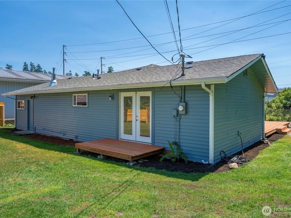 1922 NE Fir Street, Keyport WA 98345